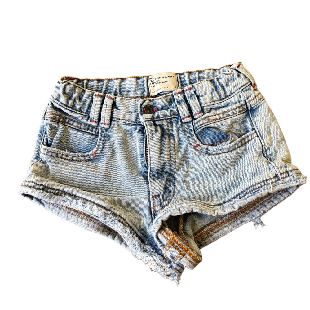 Chic Light Blue Denim Shorts